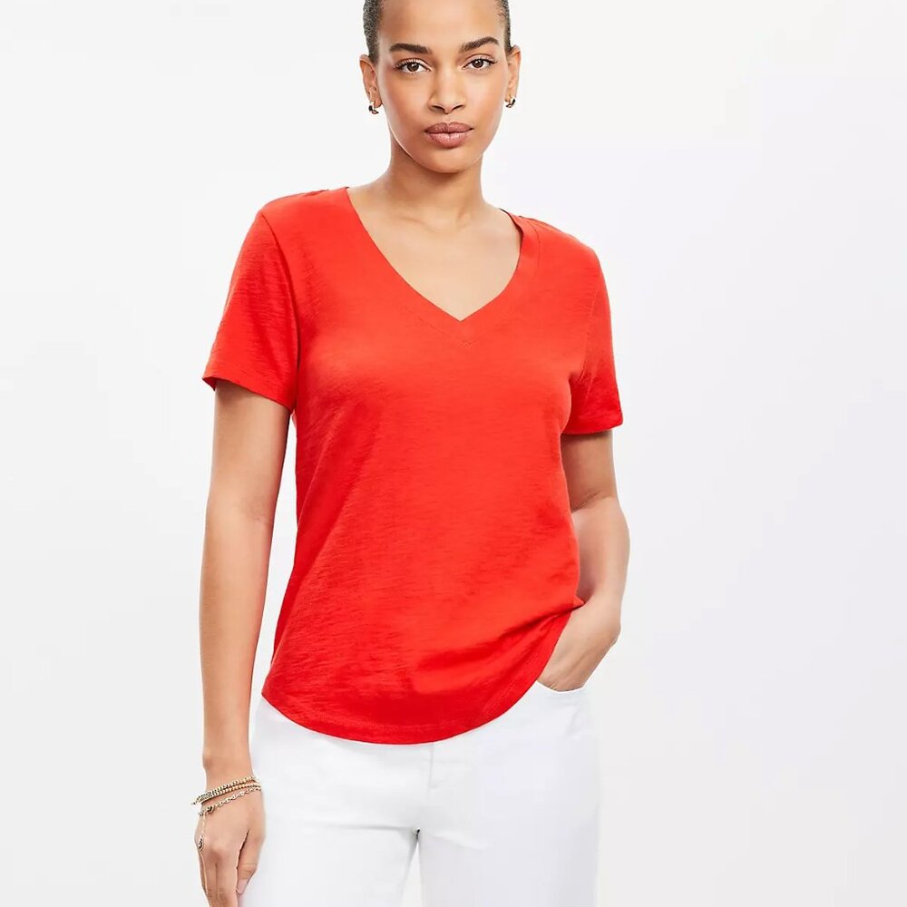 LOFT Everyday V-Neck Tee, Red, V-neck, size large, 100% cotton style #580224